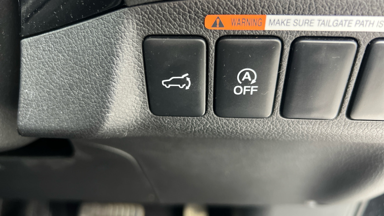 Mitsubishi Outlander 2.0 Exceed 5dr CVT Petrol Estate